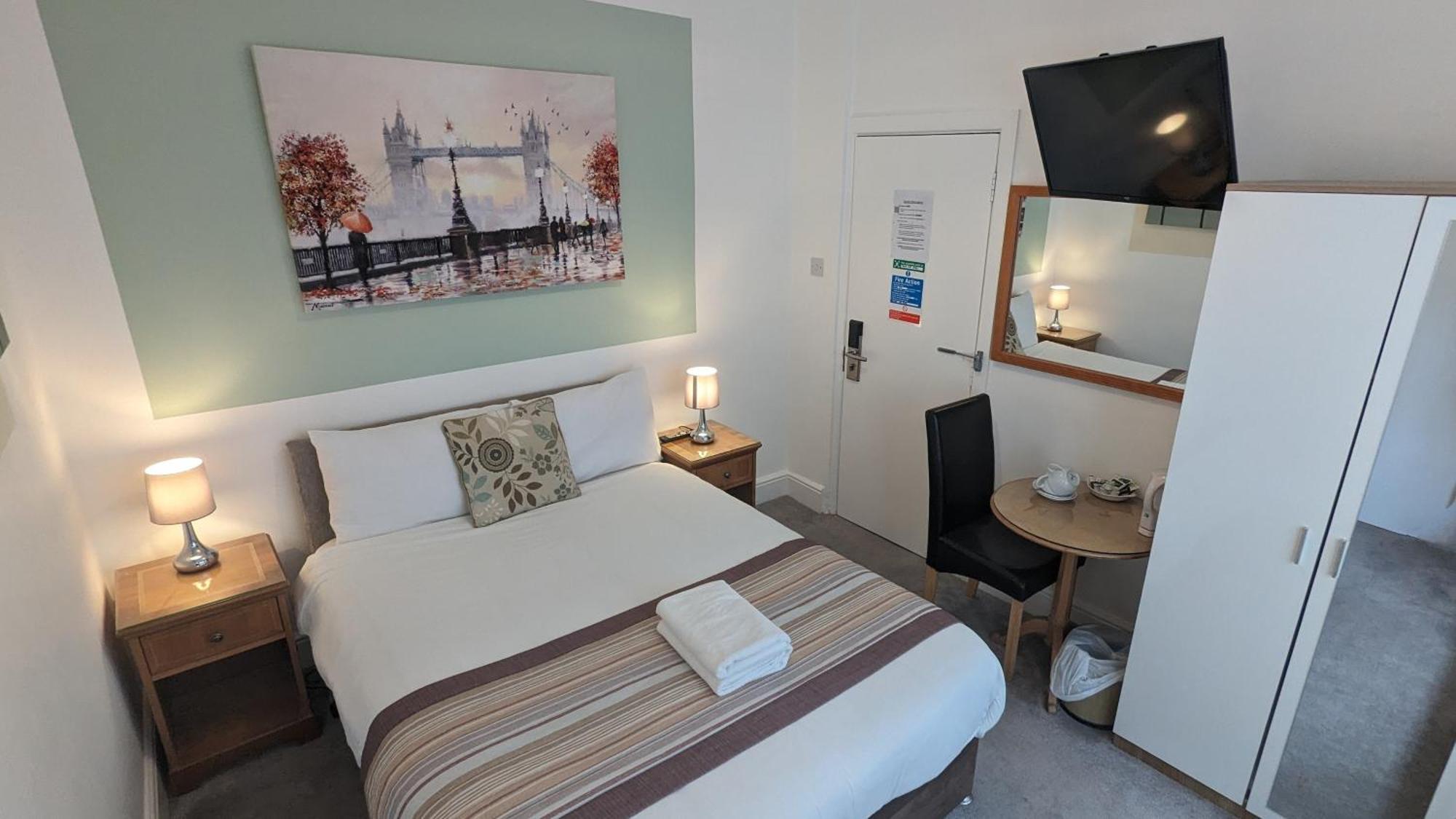 Cecil Court Hotel Борнмут Экстерьер фото